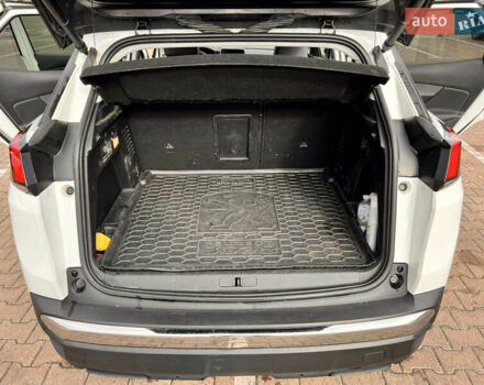 Белый Пежо 3008, объемом двигателя 2 л и пробегом 91 тыс. км за 25000 $, фото 18 на Automoto.ua