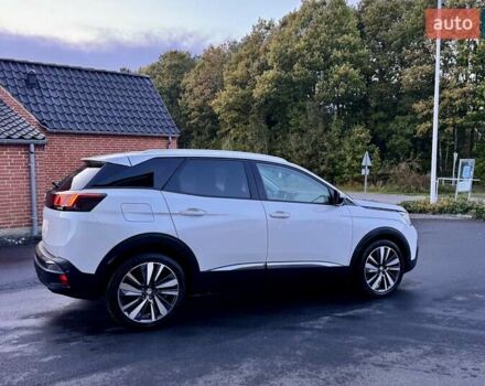 Белый Пежо 3008, объемом двигателя 1.5 л и пробегом 151 тыс. км за 19850 $, фото 7 на Automoto.ua