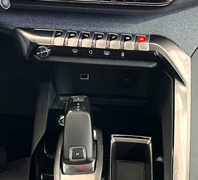 Белый Пежо 3008, объемом двигателя 1.5 л и пробегом 144 тыс. км за 20950 $, фото 22 на Automoto.ua