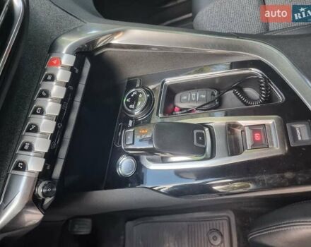 Белый Пежо 3008, объемом двигателя 2 л и пробегом 200 тыс. км за 20500 $, фото 25 на Automoto.ua