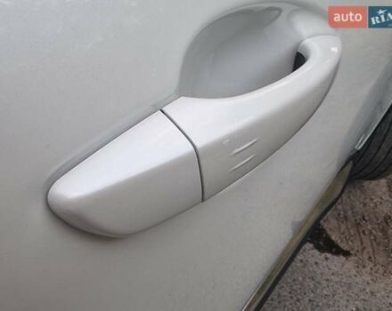 Белый Пежо 3008, объемом двигателя 2 л и пробегом 200 тыс. км за 20500 $, фото 27 на Automoto.ua