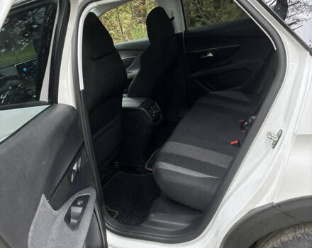 Белый Пежо 3008, объемом двигателя 1.5 л и пробегом 139 тыс. км за 19300 $, фото 14 на Automoto.ua