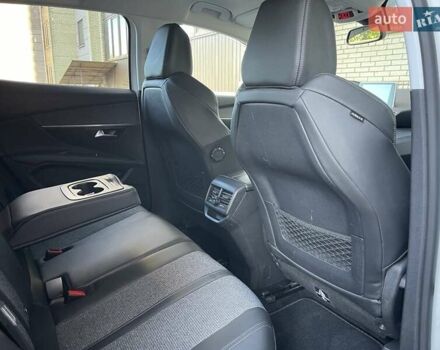 Белый Пежо 3008, объемом двигателя 1.5 л и пробегом 178 тыс. км за 21300 $, фото 53 на Automoto.ua