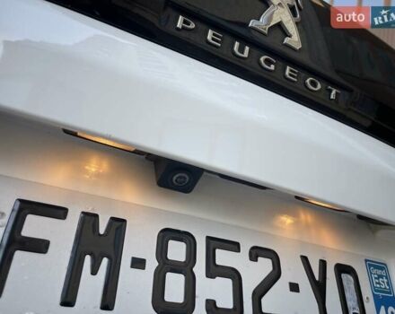Белый Пежо 3008, объемом двигателя 1.5 л и пробегом 178 тыс. км за 21300 $, фото 35 на Automoto.ua