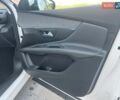 Білий Пежо 3008, об'ємом двигуна 1.5 л та пробігом 155 тис. км за 20750 $, фото 39 на Automoto.ua