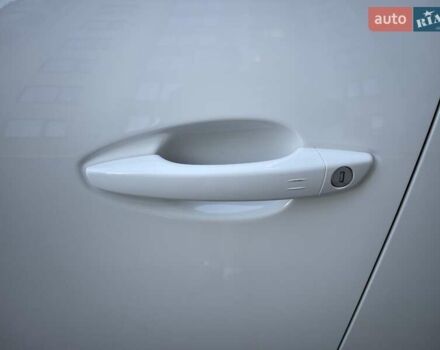 Белый Пежо 3008, объемом двигателя 1.5 л и пробегом 178 тыс. км за 21300 $, фото 7 на Automoto.ua