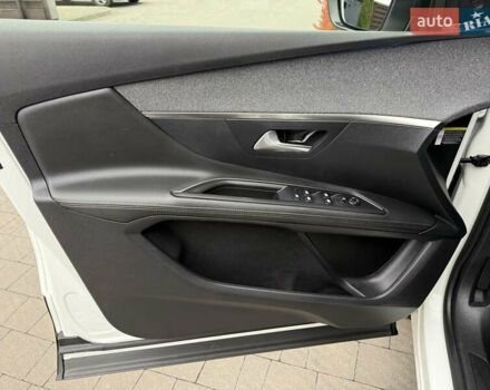 Белый Пежо 3008, объемом двигателя 1.5 л и пробегом 186 тыс. км за 21300 $, фото 37 на Automoto.ua