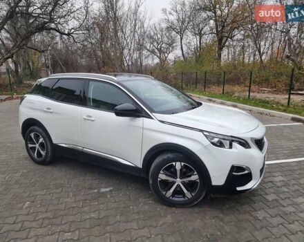 Белый Пежо 3008, объемом двигателя 2 л и пробегом 210 тыс. км за 20500 $, фото 6 на Automoto.ua
