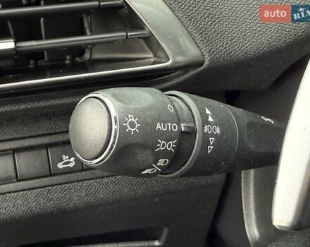 Белый Пежо 3008, объемом двигателя 1.5 л и пробегом 186 тыс. км за 21300 $, фото 44 на Automoto.ua