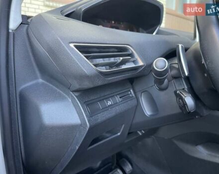 Белый Пежо 3008, объемом двигателя 1.5 л и пробегом 178 тыс. км за 21300 $, фото 43 на Automoto.ua