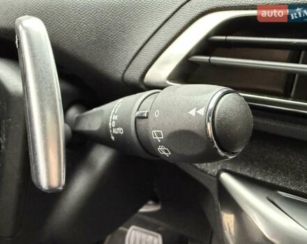 Белый Пежо 3008, объемом двигателя 1.5 л и пробегом 186 тыс. км за 21300 $, фото 49 на Automoto.ua