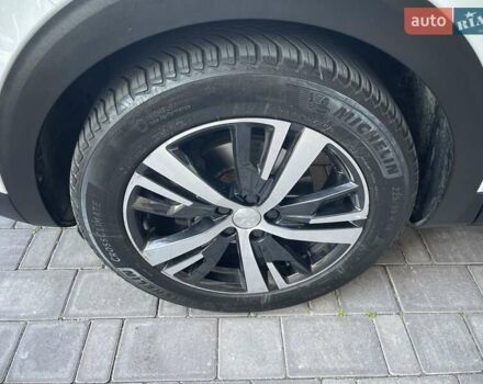 Белый Пежо 3008, объемом двигателя 1.5 л и пробегом 178 тыс. км за 21300 $, фото 9 на Automoto.ua