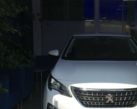 Белый Пежо 3008, объемом двигателя 0 л и пробегом 24 тыс. км за 27500 $, фото 1 на Automoto.ua
