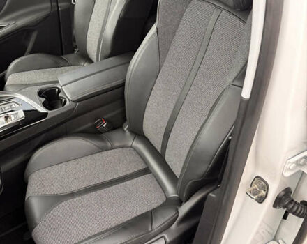 Белый Пежо 3008, объемом двигателя 1.6 л и пробегом 135 тыс. км за 21000 $, фото 18 на Automoto.ua