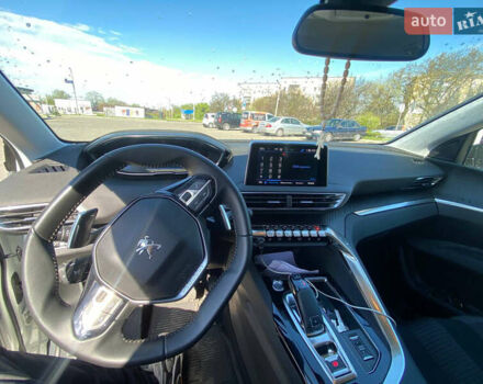 Белый Пежо 3008, объемом двигателя 2 л и пробегом 60 тыс. км за 28100 $, фото 6 на Automoto.ua