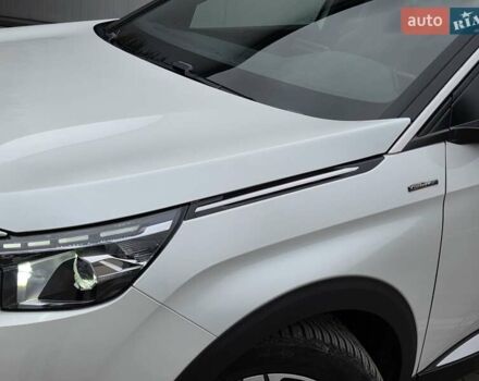 Белый Пежо 3008, объемом двигателя 1.5 л и пробегом 162 тыс. км за 21750 $, фото 32 на Automoto.ua