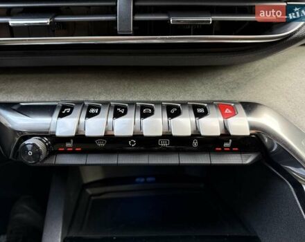 Белый Пежо 3008, объемом двигателя 2 л и пробегом 38 тыс. км за 29999 $, фото 77 на Automoto.ua