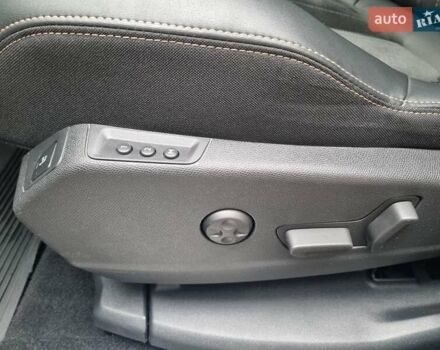 Белый Пежо 3008, объемом двигателя 2 л и пробегом 121 тыс. км за 26000 $, фото 12 на Automoto.ua