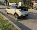 Белый Пежо 3008, объемом двигателя 2 л и пробегом 80 тыс. км за 29000 $, фото 3 на Automoto.ua