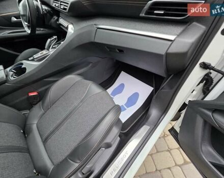 Белый Пежо 3008, объемом двигателя 1.5 л и пробегом 162 тыс. км за 21750 $, фото 62 на Automoto.ua