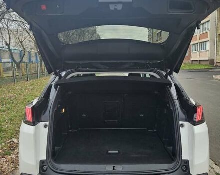 Белый Пежо 3008, объемом двигателя 2 л и пробегом 64 тыс. км за 27200 $, фото 4 на Automoto.ua