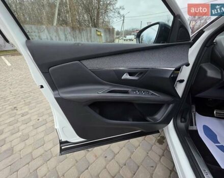 Белый Пежо 3008, объемом двигателя 1.5 л и пробегом 162 тыс. км за 21750 $, фото 77 на Automoto.ua