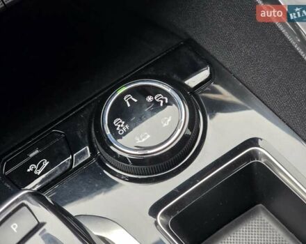 Белый Пежо 3008, объемом двигателя 1.5 л и пробегом 162 тыс. км за 21750 $, фото 90 на Automoto.ua