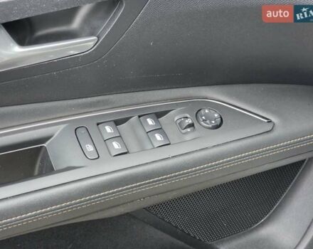 Белый Пежо 3008, объемом двигателя 1.5 л и пробегом 162 тыс. км за 21750 $, фото 84 на Automoto.ua