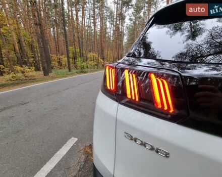 Белый Пежо 3008, объемом двигателя 2 л и пробегом 121 тыс. км за 26000 $, фото 4 на Automoto.ua
