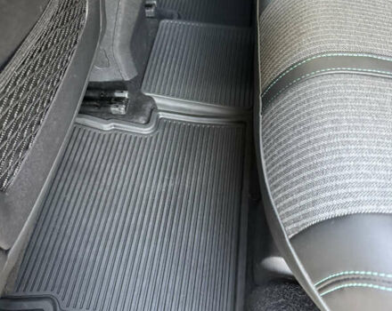 Белый Пежо 3008, объемом двигателя 2 л и пробегом 80 тыс. км за 29000 $, фото 17 на Automoto.ua