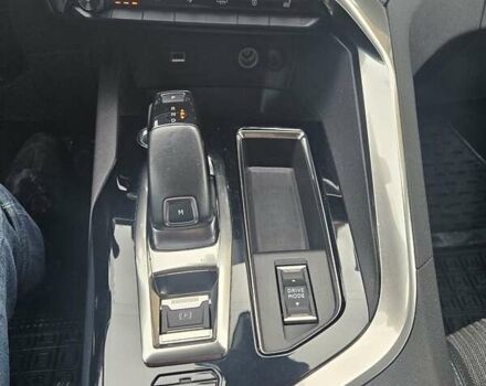 Белый Пежо 3008, объемом двигателя 2 л и пробегом 64 тыс. км за 27200 $, фото 6 на Automoto.ua