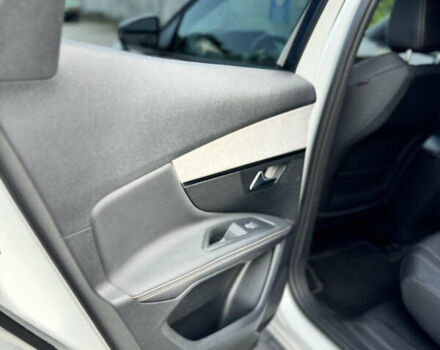 Белый Пежо 3008, объемом двигателя 2 л и пробегом 60 тыс. км за 32000 $, фото 13 на Automoto.ua