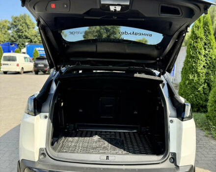 Белый Пежо 3008, объемом двигателя 2 л и пробегом 60 тыс. км за 32000 $, фото 5 на Automoto.ua