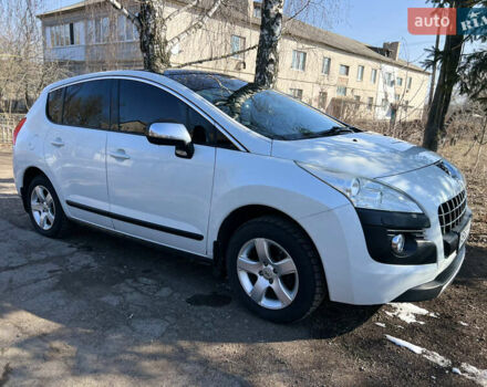 Белый Пежо 3008, объемом двигателя 2 л и пробегом 220 тыс. км за 9000 $, фото 1 на Automoto.ua