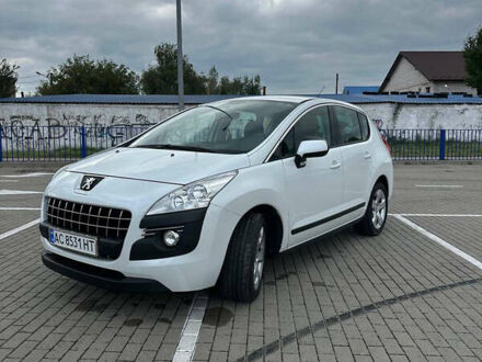 Белый Пежо 3008, объемом двигателя 1.6 л и пробегом 196 тыс. км за 8000 $, фото 1 на Automoto.ua