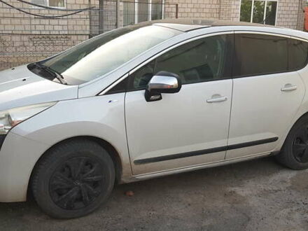 Пежо 3008 2011 у Вінниці на Automoto.ua Білий Пежо 3008, об'ємом двигуна 1.6 л та пробігом 186 тис. км за 7700 $, фото 1 на Automoto.ua