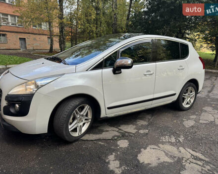 Белый Пежо 3008, объемом двигателя 2 л и пробегом 192 тыс. км за 11000 $, фото 1 на Automoto.ua