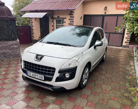 Белый Пежо 3008, объемом двигателя 2 л и пробегом 256 тыс. км за 9350 $, фото 1 на Automoto.ua