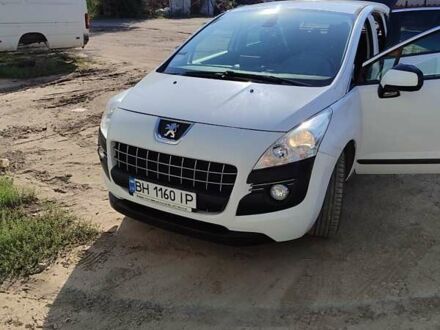 Пежо 3008 2013 в Татарбунары на Automoto.ua Белый Пежо 3008, объемом двигателя 1.6 л и пробегом 187 тыс. км за 11000 $, фото 1 на Automoto.ua