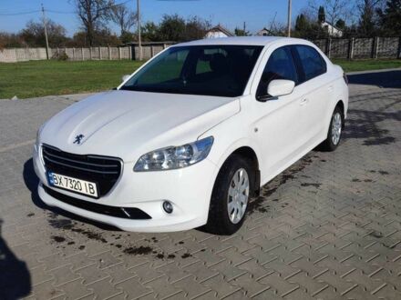 Белый Пежо 3008, объемом двигателя 1.2 л и пробегом 209 тыс. км за 5300 $, фото 1 на Automoto.ua