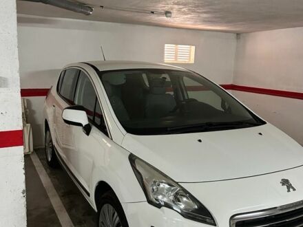 Білий Пежо 3008, об'ємом двигуна 1.6 л та пробігом 200 тис. км за 8800 $, фото 1 на Automoto.ua