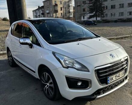 Белый Пежо 3008, объемом двигателя 2 л и пробегом 224 тыс. км за 14000 $, фото 1 на Automoto.ua