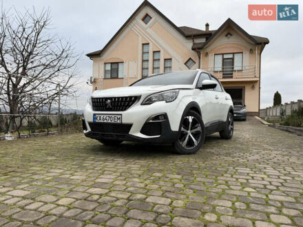 Белый Пежо 3008, объемом двигателя 2 л и пробегом 129 тыс. км за 19900 $, фото 1 на Automoto.ua