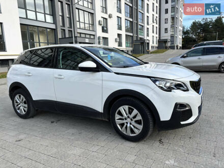 Белый Пежо 3008, объемом двигателя 1.5 л и пробегом 139 тыс. км за 19700 $, фото 1 на Automoto.ua