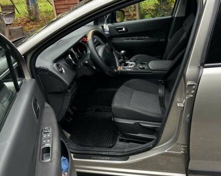 Бежевый Пежо 3008, объемом двигателя 1.6 л и пробегом 201 тыс. км за 6000 $, фото 1 на Automoto.ua