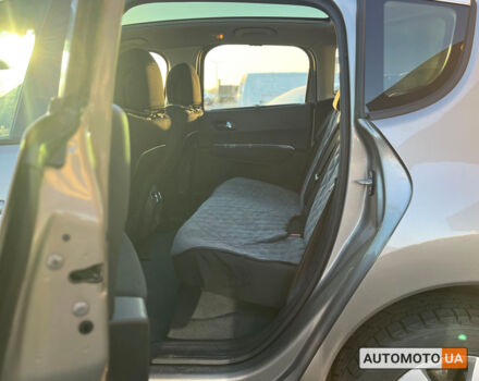 Бежевий Пежо 3008, об'ємом двигуна 1.6 л та пробігом 215 тис. км за 8300 $, фото 23 на Automoto.ua