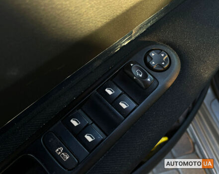 Бежевий Пежо 3008, об'ємом двигуна 1.6 л та пробігом 215 тис. км за 8300 $, фото 9 на Automoto.ua