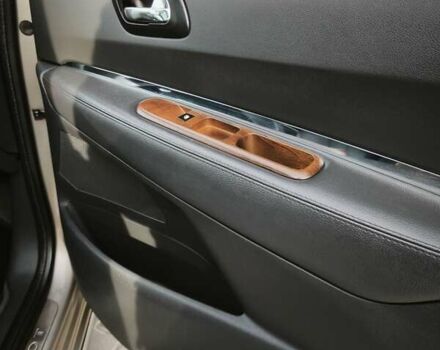 Бежевый Пежо 3008, объемом двигателя 1.6 л и пробегом 216 тыс. км за 8500 $, фото 10 на Automoto.ua