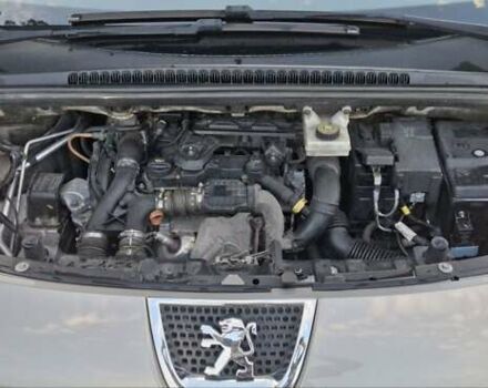 Бежевий Пежо 3008, об'ємом двигуна 1.6 л та пробігом 195 тис. км за 9150 $, фото 12 на Automoto.ua