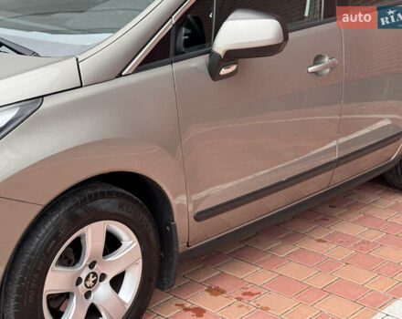 Бежевый Пежо 3008, объемом двигателя 1.6 л и пробегом 122 тыс. км за 10900 $, фото 13 на Automoto.ua